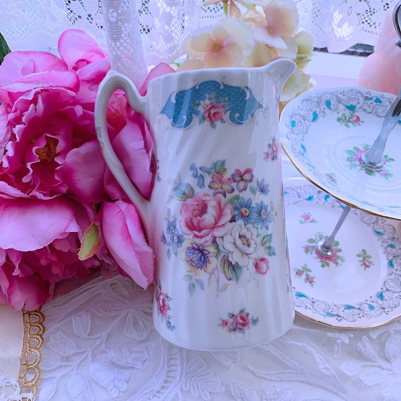 British bone china hand-painted rose cold kettle vase juice pot pen holder, cutlery bucket - Coffee Pots & Accessories - Porcelain Multicolor