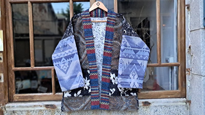 AMIN'S SHINY WORLD 印地安圖騰鏡射厚磅拼接 KIMONO   ONLY系列 - 男夾克/外套 - 棉．麻 多色