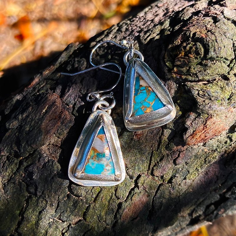 Oyster Copper Turquoise 999 Sterling Silver Earrings / Natural Stone Earrings - ต่างหู - หิน สีน้ำเงิน