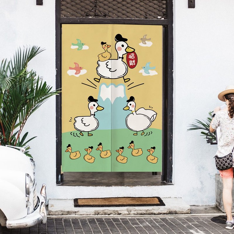 Ugly cute Lucky Duck Curtain - ม่านและป้ายประตู - ผ้าฝ้าย/ผ้าลินิน สีเหลือง