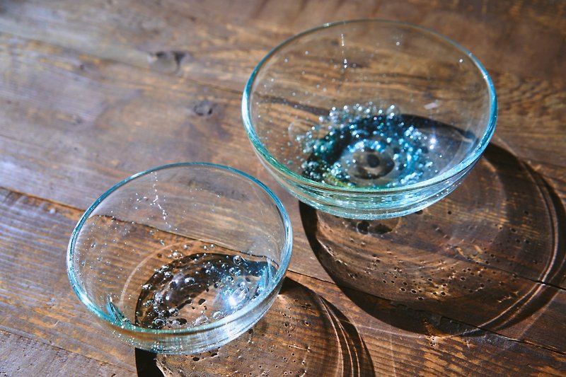 雨上がりの小鉢朝 - 碟子/醬料碟 - 玻璃 藍色