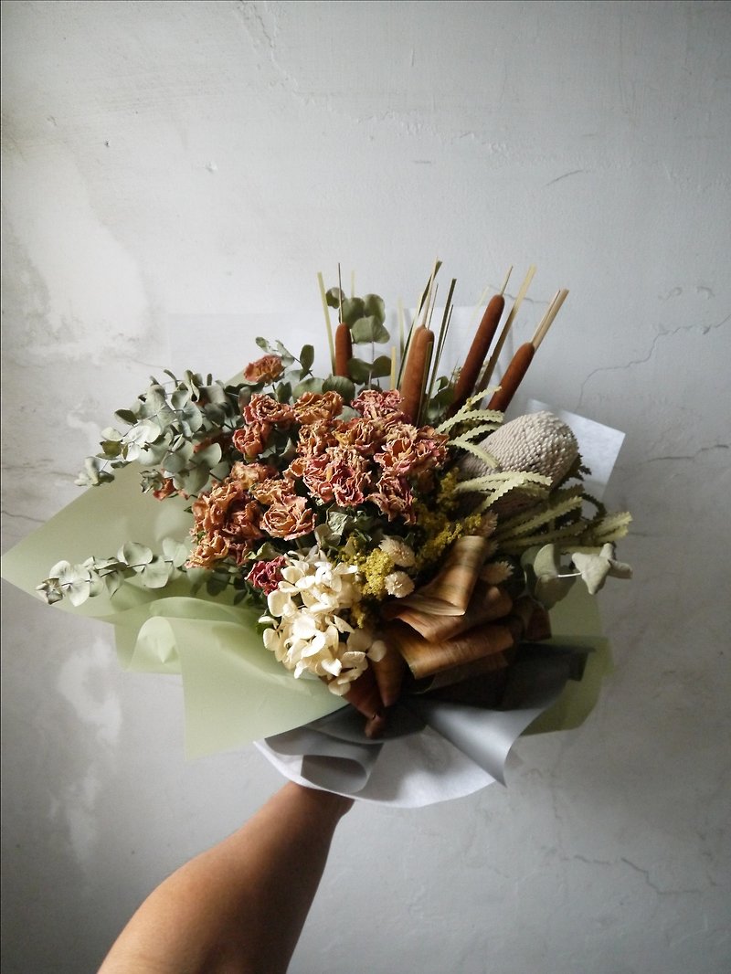 Love Earth Color. Dry Bouquet Father's Day Bouquet. Teacher's Day Bouquet - ช่อดอกไม้แห้ง - พืช/ดอกไม้ สีนำ้ตาล