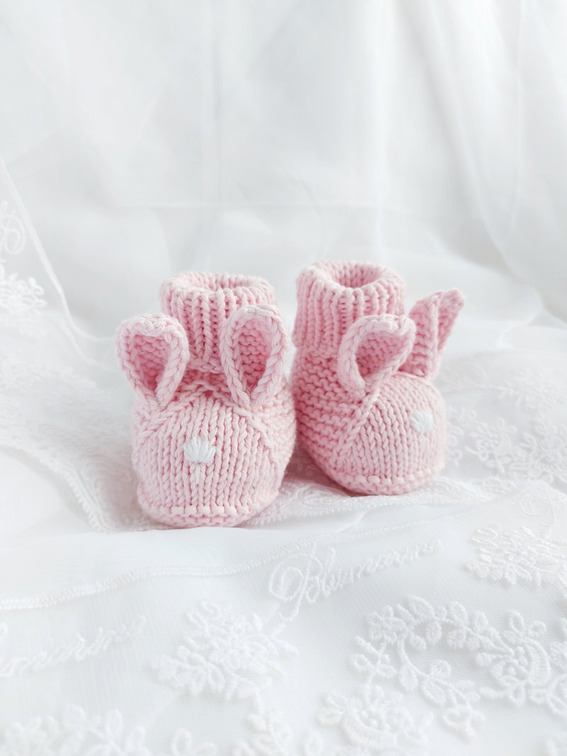 Knitted baby booties Baby shower gift Bunny baby shoes Booties for newborn - Baby Shoes - Wool Pink