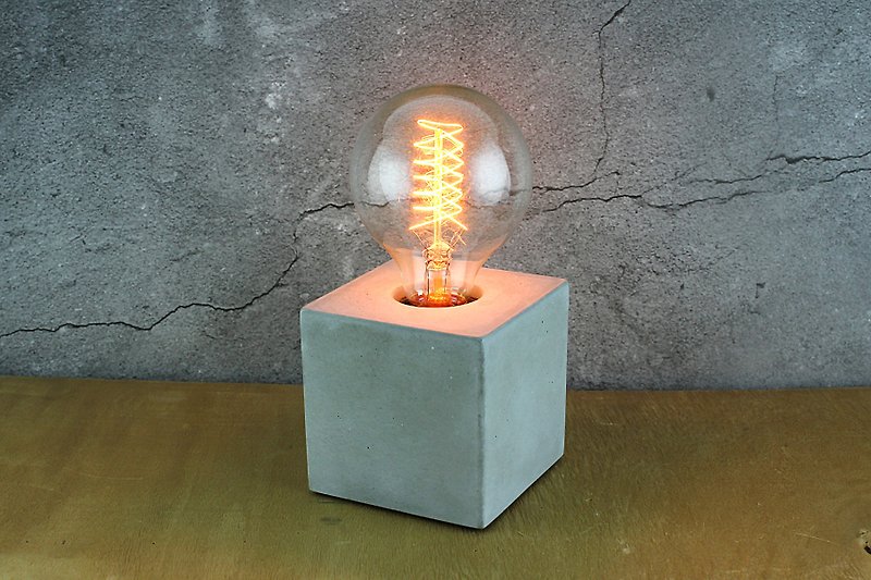 Cement Products-Cement Lamp Holder-Industrial Wind Handmade--With Edison Light Bulb-Clear Water Model -9x9x9CM - โคมไฟ - ปูน สีเทา