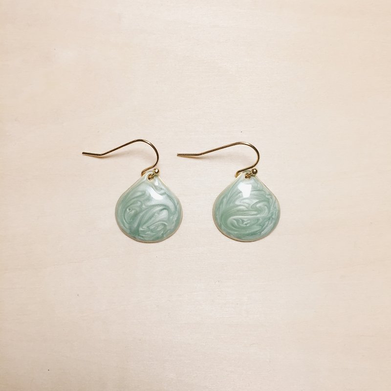 Vintage green drop glaze fat drop earrings - Earrings & Clip-ons - Pigment Green