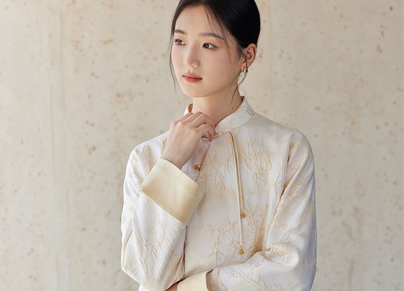 新中式中國風 斜襟立體浮雕感知性溫婉 上衣/半裙 - 女上衣/長袖上衣 - 其他材質 白色