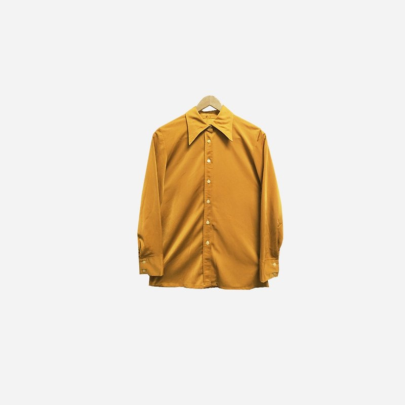 Vintage with gold shirt 218 - เสื้อเชิ้ตผู้หญิง - เส้นใยสังเคราะห์ สีทอง