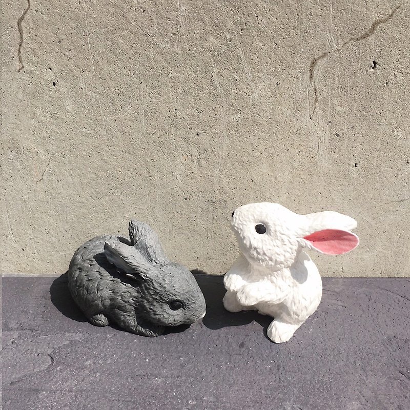 兔兔(白、灰)擴香石 - 香薰/精油/線香 - 其他材質 白色