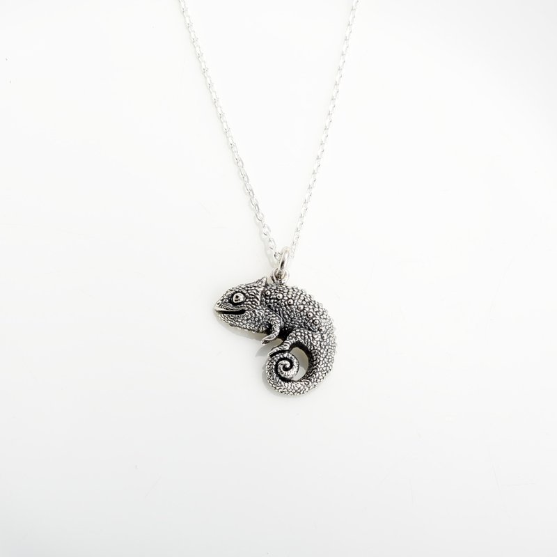 Cute Chameleon s925 sterling silver necklace Birthday Valentine's day gift - Necklaces - Sterling Silver Silver