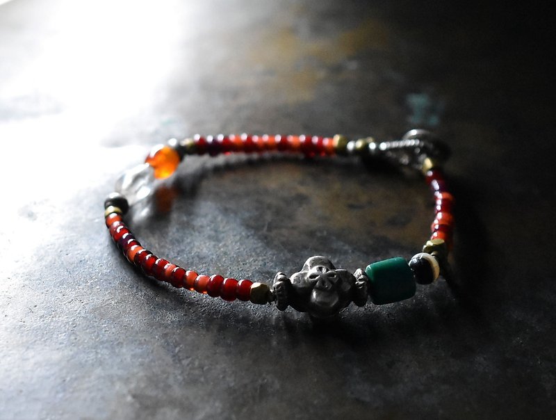 old Himachal Silver and old Tibetan turquoise, ancient agate, ancient crystal, Mizoram carnelian, blood red and gold red white hearts bracelet - Bracelets - Glass Red
