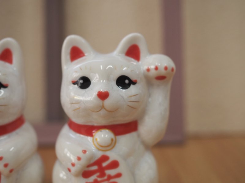京燒 清水燒 |花結晶 迷你 白 左手 千萬両 - 擺飾/家飾品 - 陶 