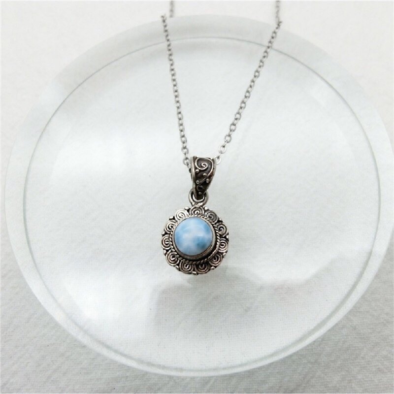 Lalima Stone 925 Sterling Silver Round Rotating Lace Necklace Nepalese Handmade Silverware - Necklaces - Gemstone Silver