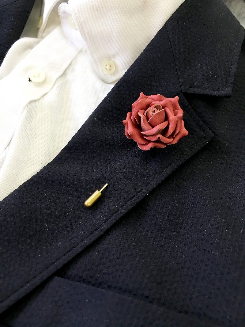 Leather Rose Pin - เข็มกลัด - หนังแท้ หลากหลายสี