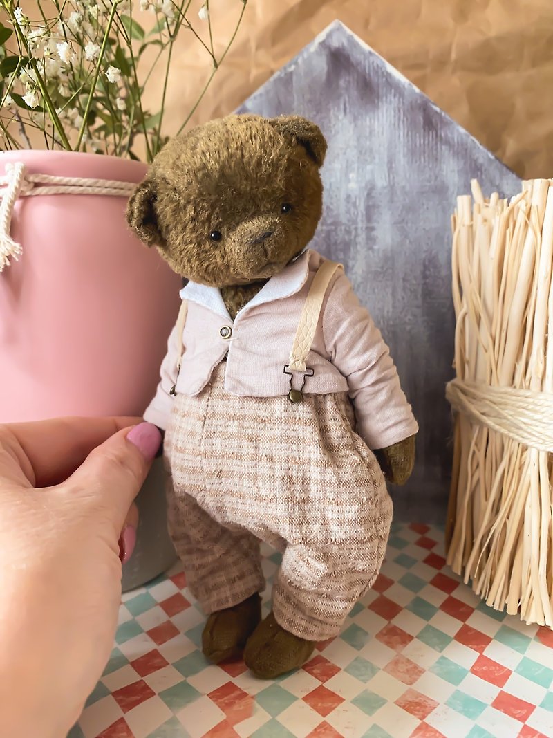 Teddy bear, OOAK, personality gift, home decor, teddy bear artist - 公仔模型 - 其他材質 咖啡色