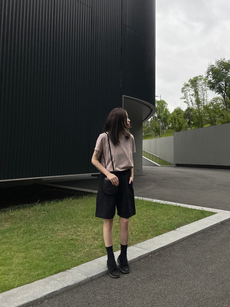 3rd belgium linen shorts比利時有機麻料百搭休閒休閒短褲 - 女短褲/五分褲 - 棉．麻 黑色