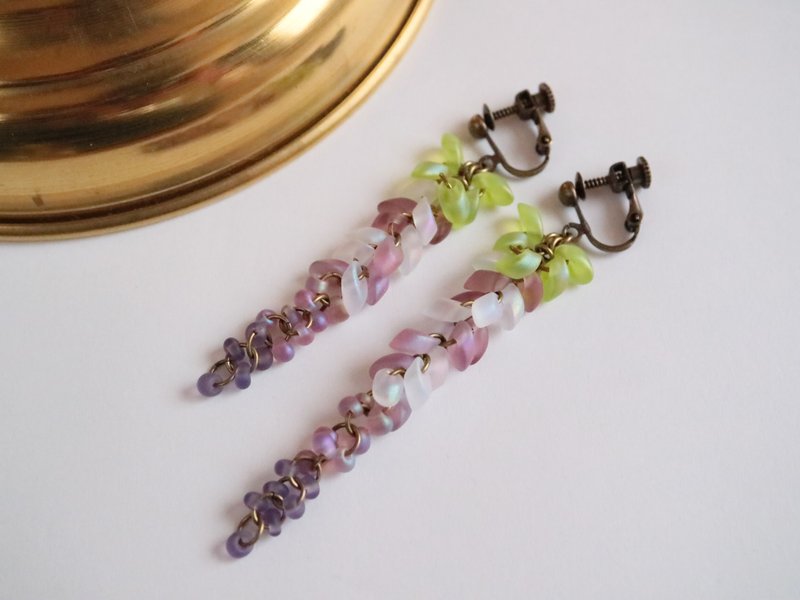 Handmade Wisteria Cluster Earrings - Romantic & Elegant Asymmetric Style - Earrings & Clip-ons - Glass Purple