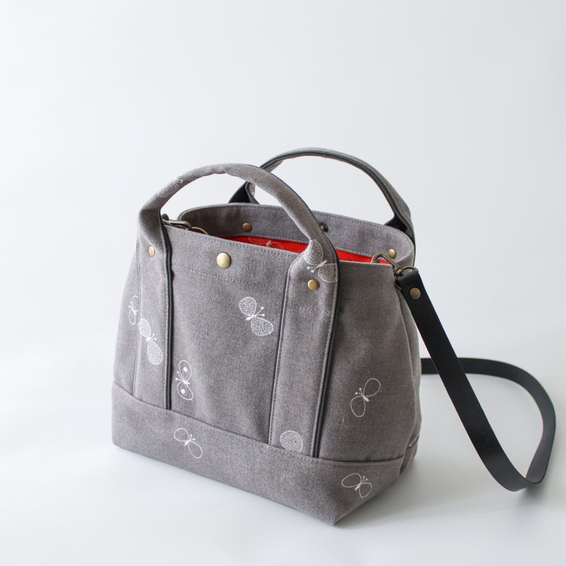 mina perhonen生地使用　2way トートバッグ　choucho グレー - トートバッグ・ハンドバッグ - その他の素材 グレー