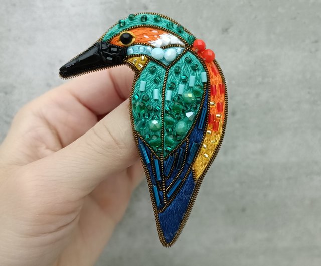 カワセミ鳥の刺繍ブローチ - ショップ Sistabrooch ブローチ