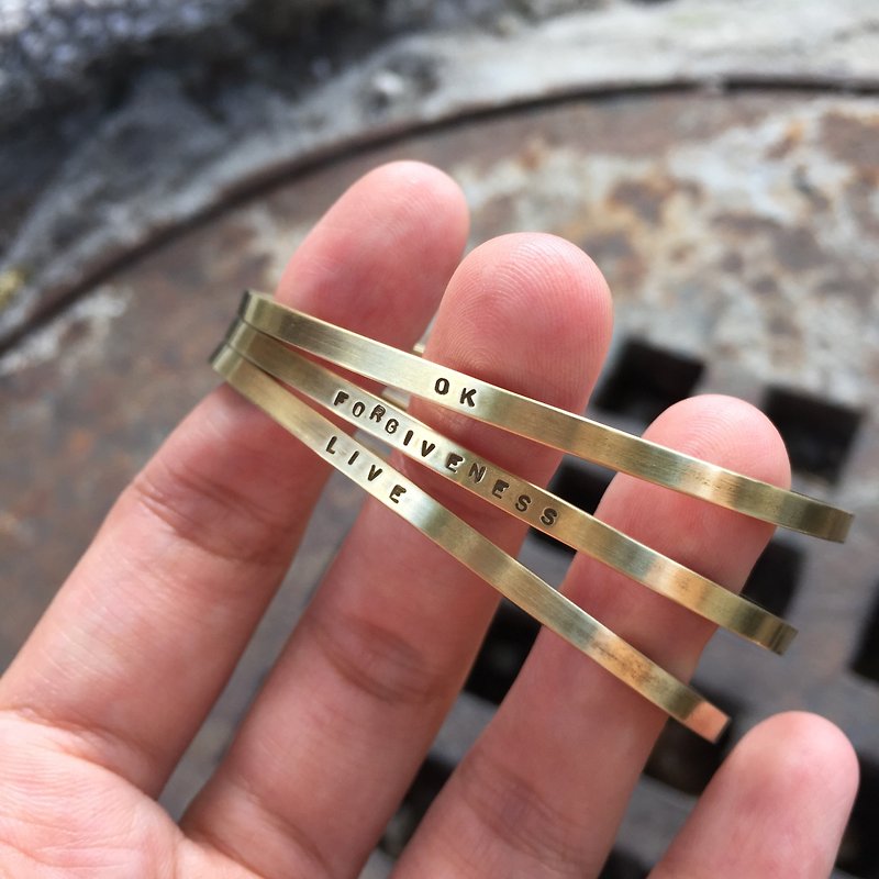安心出貨 客製化 黃銅 祝福手環 C型 可加刻名字數字 - 手鍊/手鐲 - 其他金屬 金色