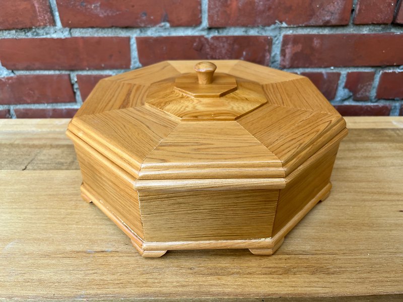 Taiwan Cypress Star Anise Fruit Box Snack Box Candy Box Respect Fruit Box - Pottery & Ceramics - Wood Orange