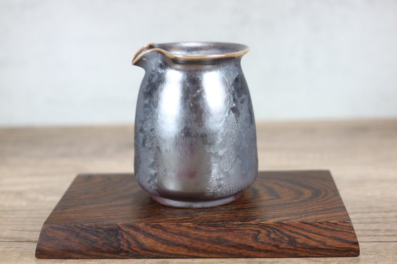【送禮好物】天然落灰 柴燒茶海 公道杯 名家葉敏祥手作 300ml - 茶壺/茶杯/茶具 - 瓷 