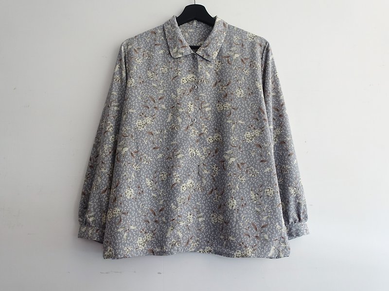Awhile moment | Vintage long-sleeved shirt no.469 - เสื้อเชิ้ตผู้หญิง - เส้นใยสังเคราะห์ หลากหลายสี