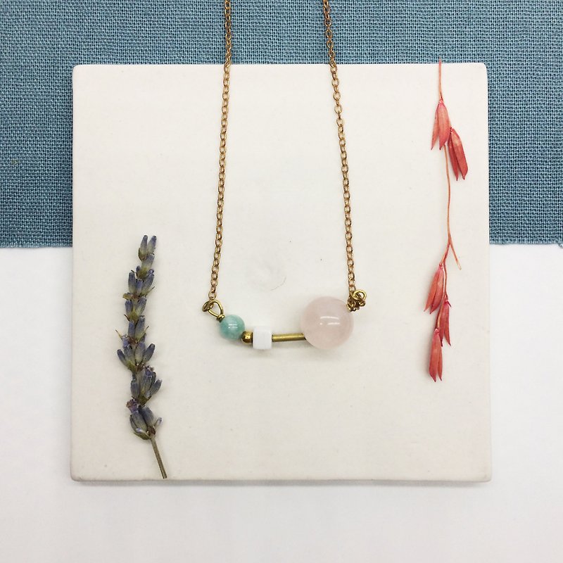Lao Lin Groceries Travelin- Natural Stone Hand-made Necklace Pink Crystal-White Turquoise-Tianhe Stone - สร้อยคอ - เครื่องเพชรพลอย สีน้ำเงิน