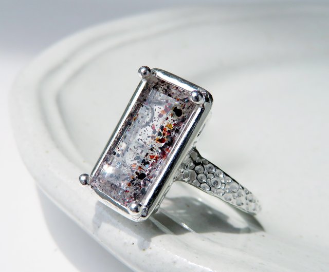 ヘマタイトinクォーツ リング / Hematite in Quartz Ring - ショップ NATSU WORKS リング・指輪 - Pinkoi