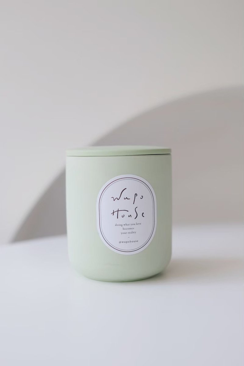 【香氛蠟燭】馬卡龍色系家族 /  Amber & Lavender 琥珀薰衣草 - 香氛蠟燭/燭台 - 蠟 綠色