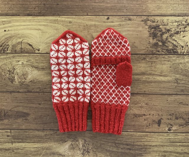 Mittens, hand knitted warm wool offers gray red Latvian mittens for women