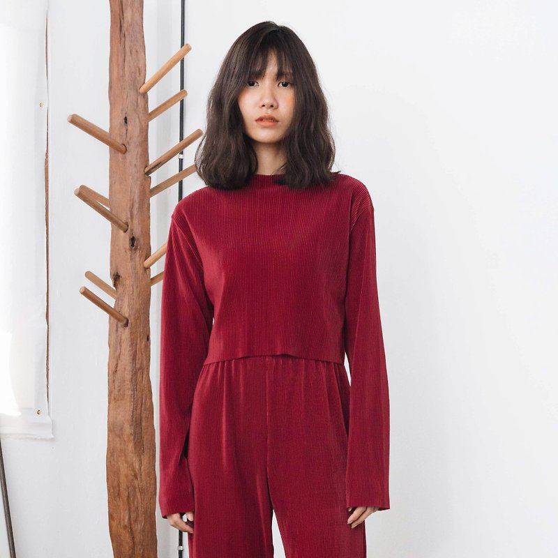 MINIMAL MAROON RED PLEAT CROP BLOUSE TOP WITH HIGH NECK AND LONG SLEEVE - 女裝 上衣 - 其他材質 紅色