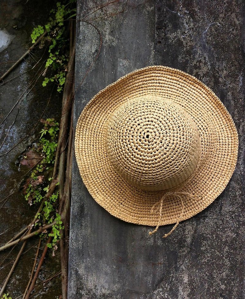 Elegant wide-brimmed hat (primary color) / summer sun hat / woven straw hat / fisherman hat - Hats & Caps - Other Materials Khaki
