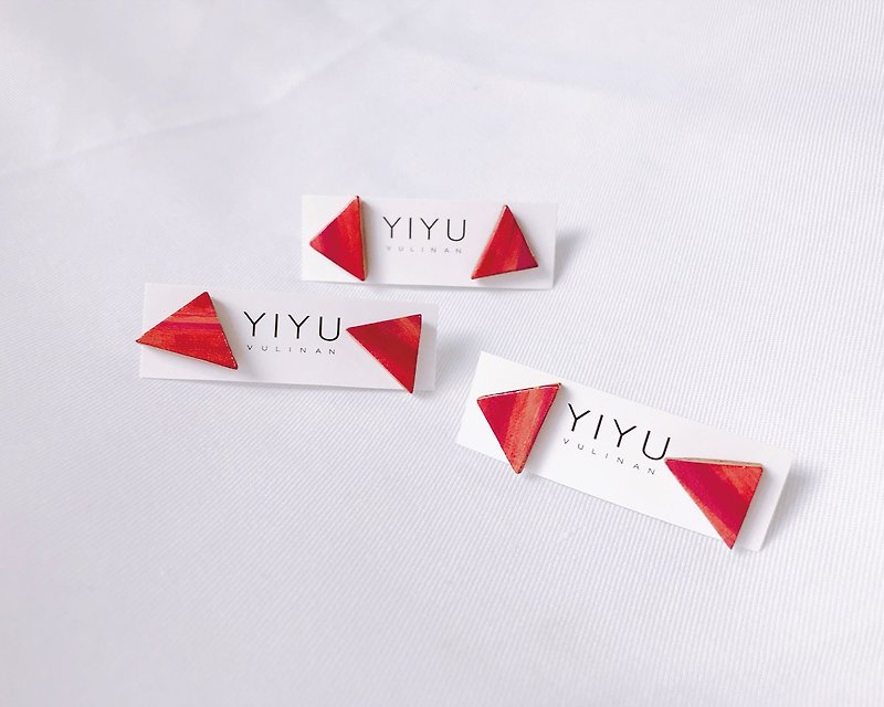 Handmade earrings leather hand dyed leather triangle earrings - Earrings & Clip-ons - Genuine Leather Red