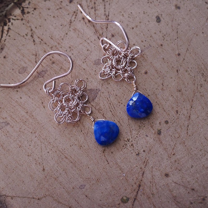 天然青金石 手工勾織 小花耳環 Lapis Lazuli Crochet Jewelry - 耳環/耳夾 - 半寶石 藍色