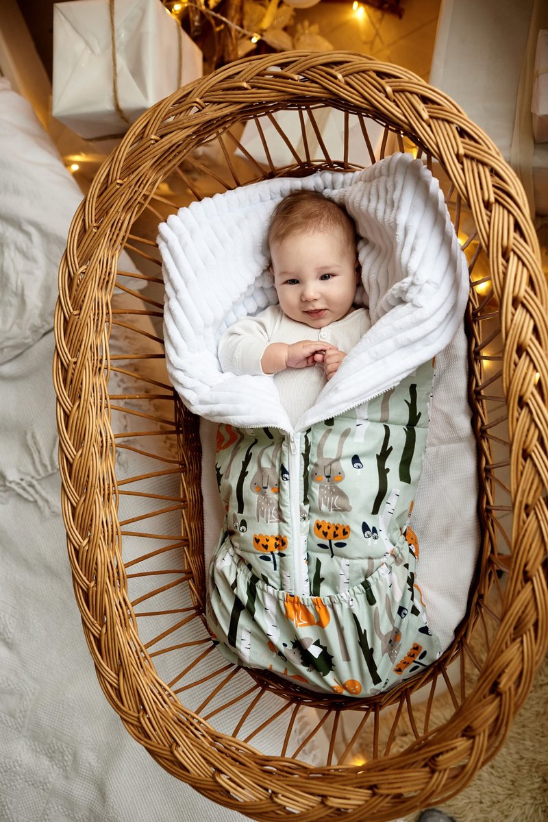 Baby Swaddle Sack for Walk Forest Animals Sleeping Bag Sleep Envelope Newborn - 嬰兒床/床圍/寢具 - 棉．麻 多色