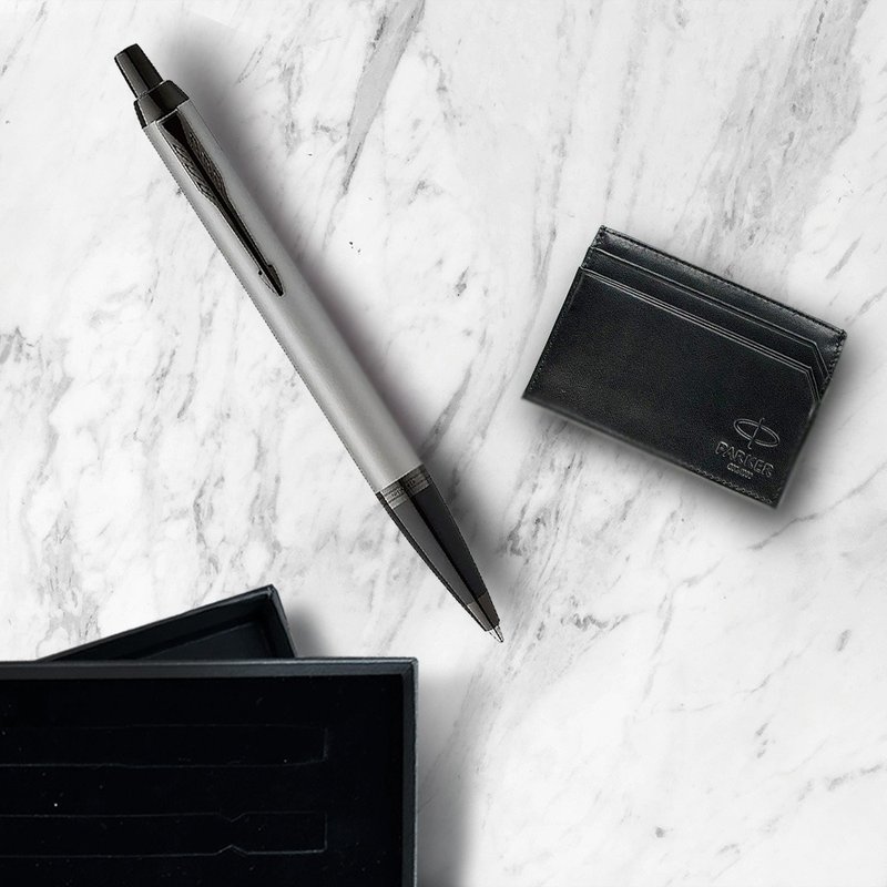 Parker 派克 新IM  特別款內斂灰原子筆 牛皮卡夾禮盒 免費刻字 - 原子筆/中性筆 - 其他金屬 灰色
