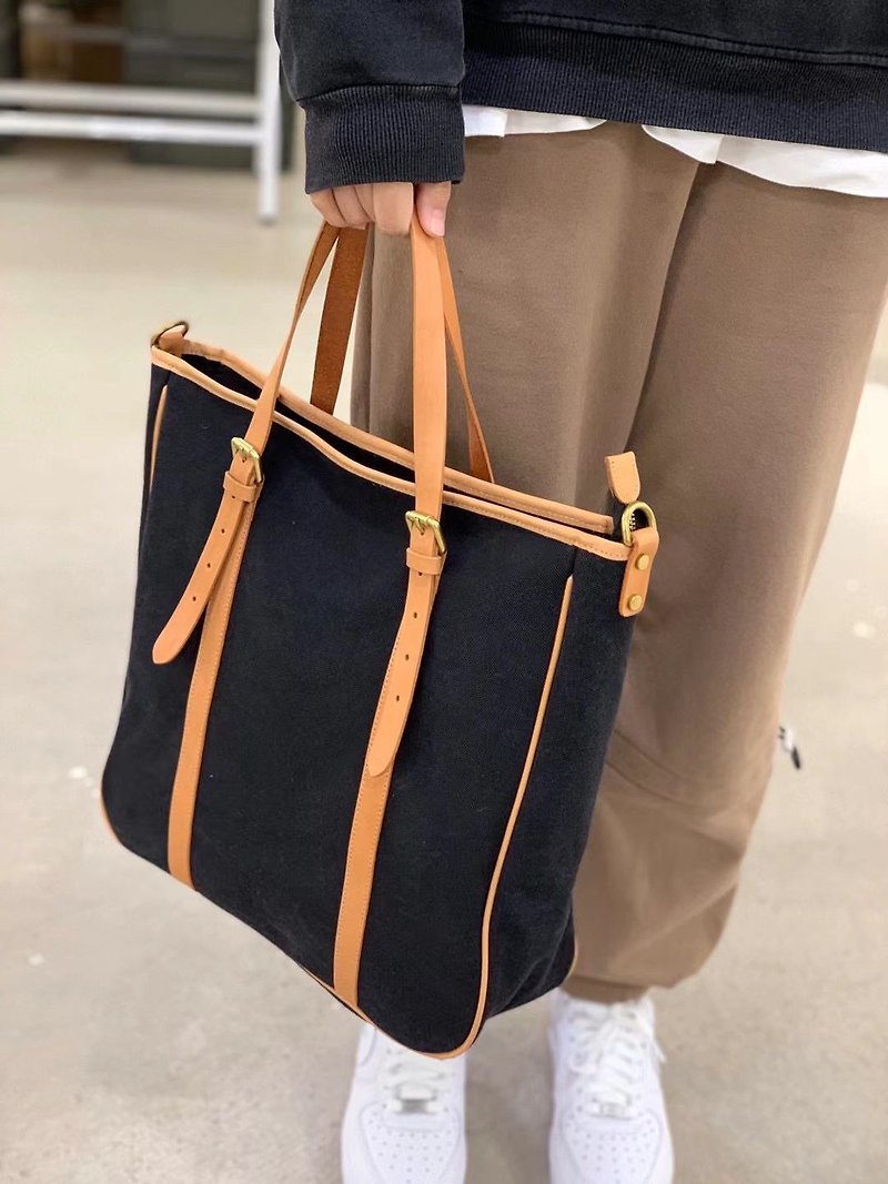 Portable messenger canvas bag + vegetable tanned cowhide / tote bag / handbag / Tote / black - Handbags & Totes - Genuine Leather Black