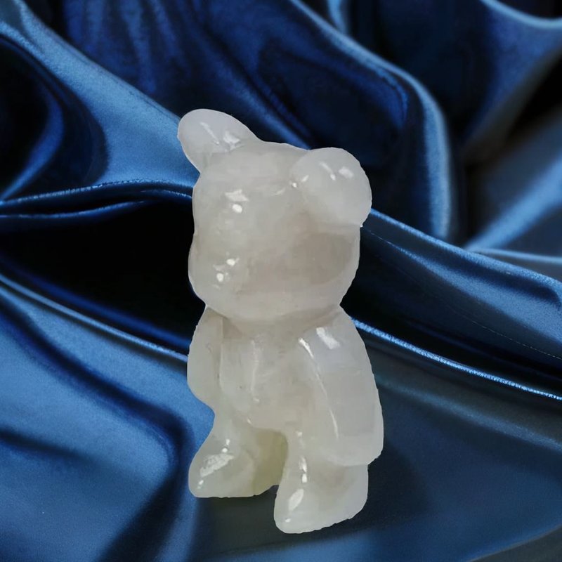 【熊熊玉見你】冰糯飄花翡翠可愛小熊擺飾|天然緬甸翡翠A貨|送禮 - 其他 - 玉石 白色
