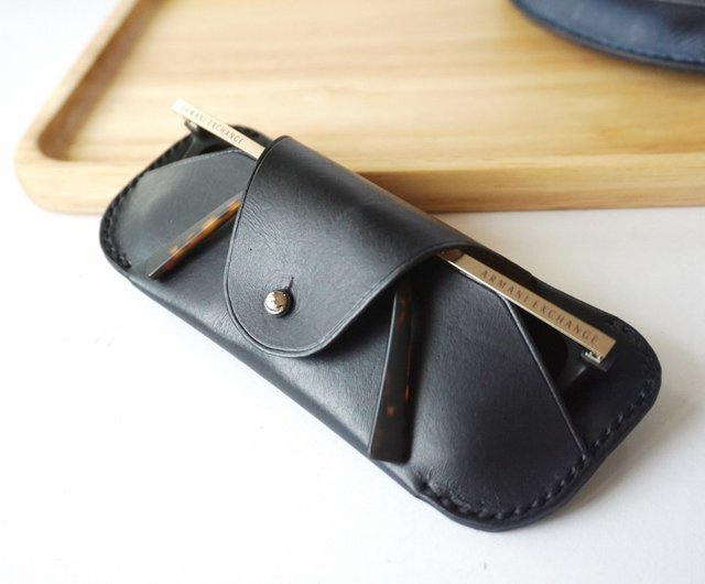 Customized Gift Leather Key Pouch, Key Case, Bell shape Key Holder with  strap - Shop fourjei Keychains - Pinkoi