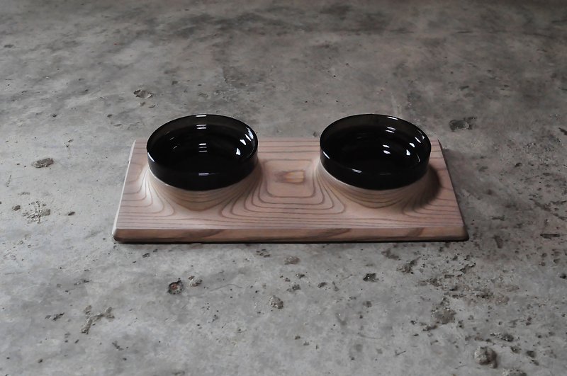 APIPIA  |  Designer Vulkan Dual Pet Feeder - Pet Bowls - Wood Khaki