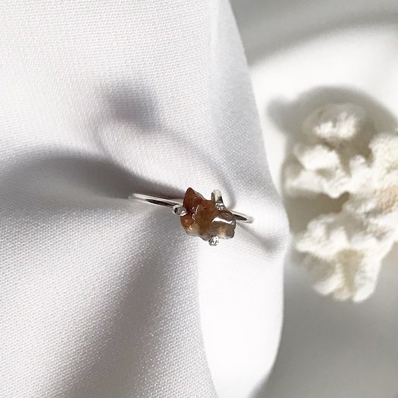 【Zhan】Crystal Crystal Small Stone Sterling Silver Ring (Amber) :: Gift|Birthday|Anniversary|Customized|
