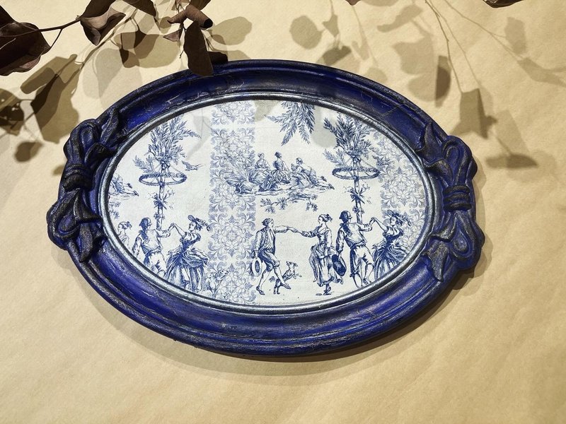 Oval tray carved storage tray fruit plate bow retro paper art collage butterfly Cubat - ถาดเสิร์ฟ - ไม้ สีนำ้ตาล