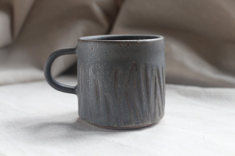 Dark green mug handmade pottery cup - แก้วมัค/แก้วกาแฟ - ดินเผา 