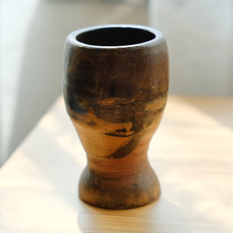 【母親節禮物】山影木紋高杯焦釉流痕手感陶器酒杯茶杯收納容器 - 酒杯/酒器 - 陶 咖啡色