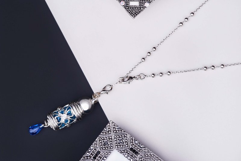 Neve Jewelry Blue Glass Sea Small Perfume Bottle Necklace - สร้อยคอ - โลหะ สีน้ำเงิน