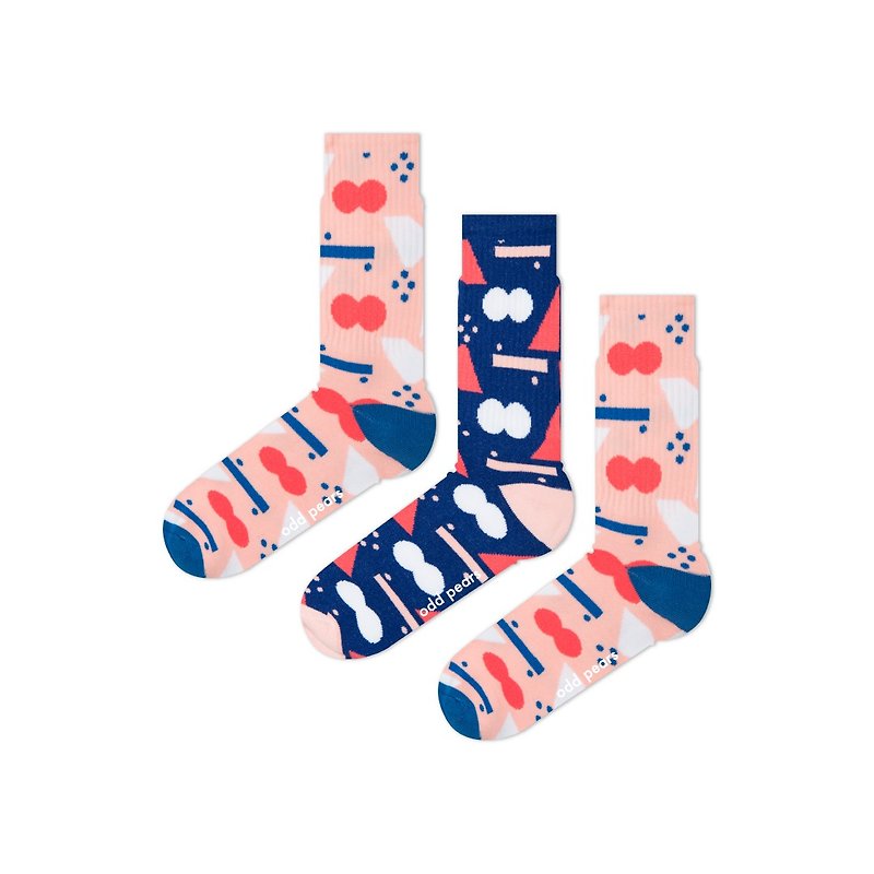 Odd Pears怪梨三隻腳襪子fun藍粉愛心錯覺運動厚款襪一雙三隻 - 襪子 - 棉．麻 多色