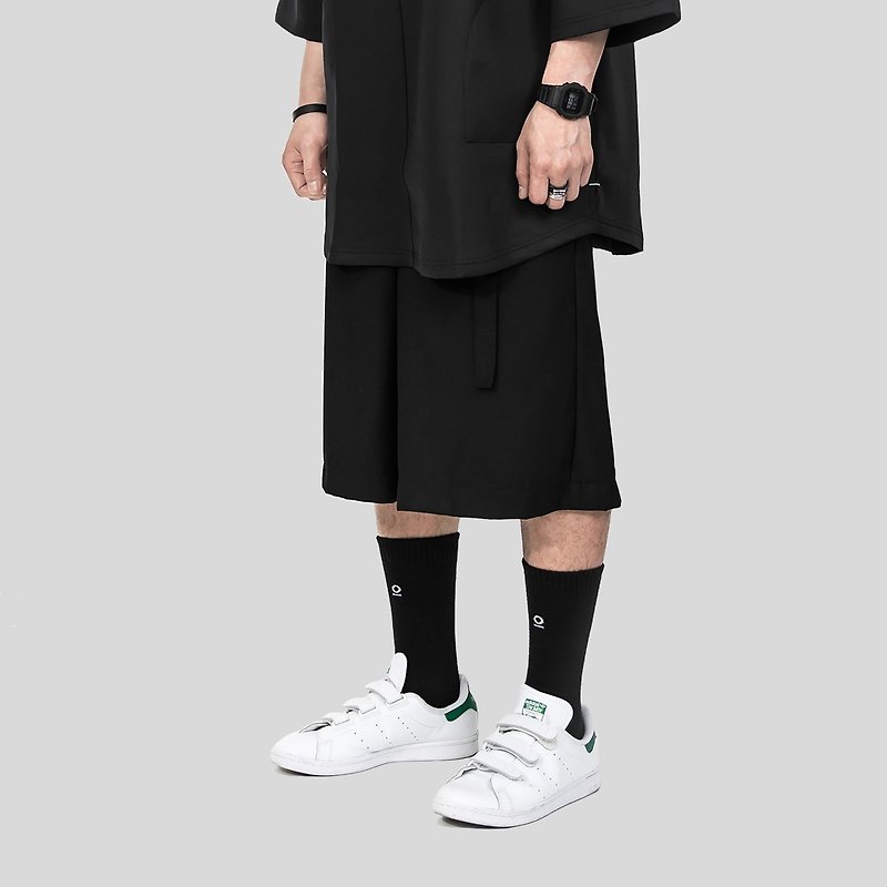 [ionism] wide version suit shorts black - กางเกงขายาว - เส้นใยสังเคราะห์ สีดำ