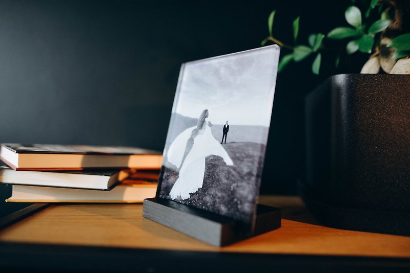 Custom photo frame with wooden stand UV print wedding gift - กรอบรูป - แก้ว 