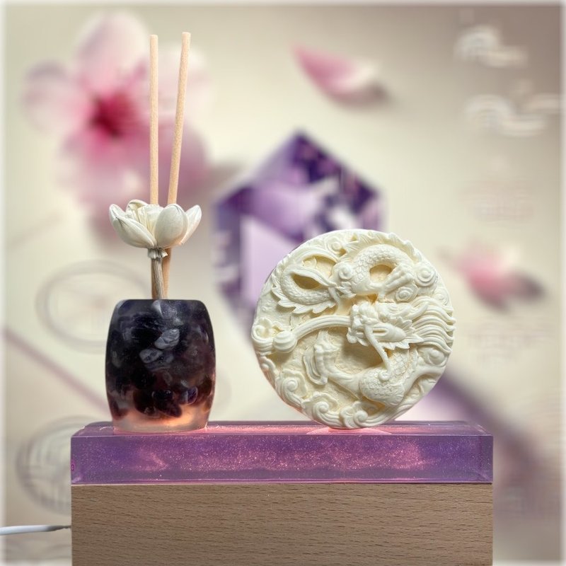 Pure Thoughts and Good Luck Crystal Fragrance Lamp Holder Series Amethyst Dragon Turns the Universe Art Lighting with 5ML Essential Oil Free - โคมไฟ - เรซิน สีม่วง