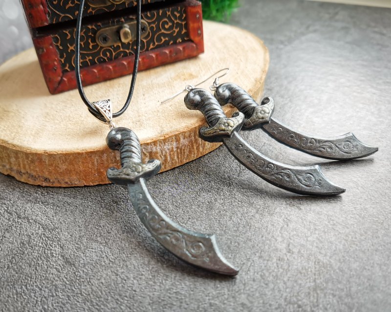 Sword earrings is weird, funny, cute, lesbian, gay dagger goth jewelry set - 耳環/耳夾/耳骨夾 - 黏土 銀色